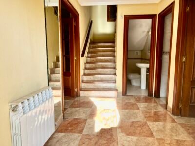 Casa / Chalet pareado en venta en Calle San Cristobal 35, Iruña de Oca